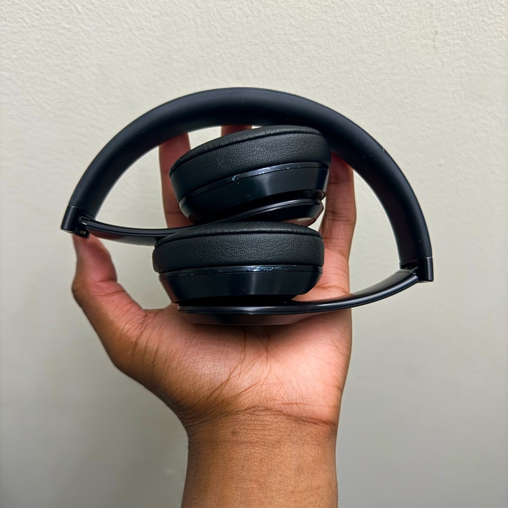 Black Solo3 Beats